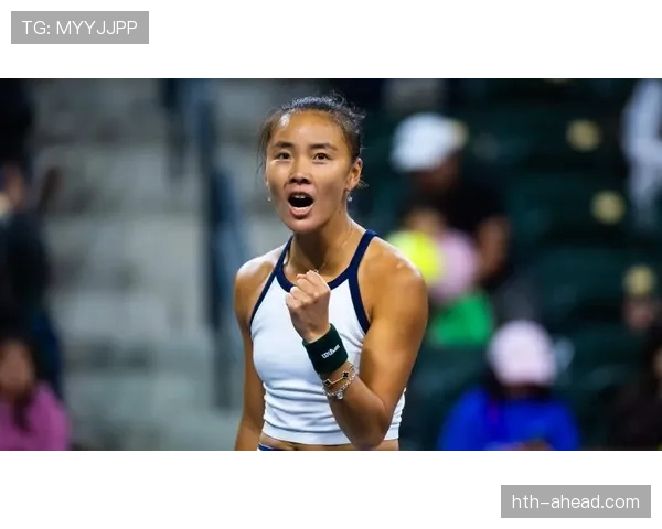 袁悦一发生活照，外卖也能拍成大片，感觉她活在另一个生活频道