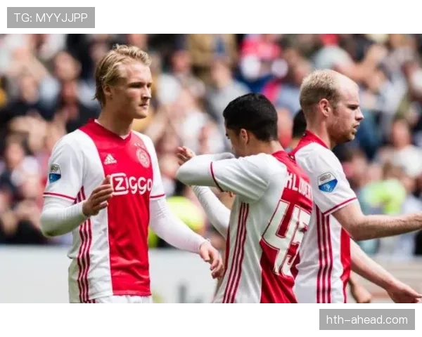 阿贾克斯荷甲竞争力明显下滑，对争冠形势形成影响，当前阶段表现受限